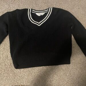 H&M Black V-Neck Sweater Classic Style